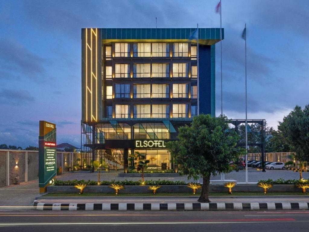 Elsotel Purwokerto By Daphna Management Exterior foto