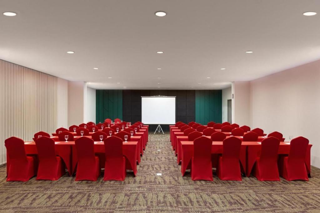 Elsotel Purwokerto By Daphna Management Exterior foto
